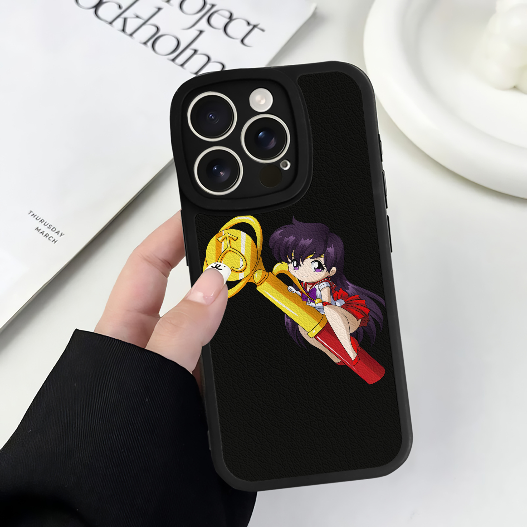 （画像用） 美少女戦士セーラームーン 火野レイ ひの レイ Sailor Moon Hino Rei （セーラーマーズ,Sailor Mars） 【iPhone 16シリーズ対応】シリコンスマホケース（レザー調） 材質：シリコン